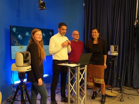 SCINTILLE, storie di vite appassionate e futuri possibili - foto dal back stage 05 aprile 2022